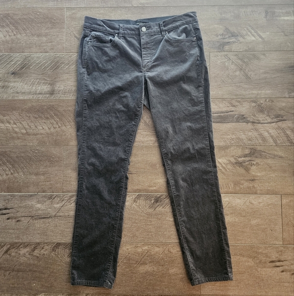Ann Taylor Gray Velvet Modern 'The Skinny' Pants - Size 10P - Picture 3 of 9